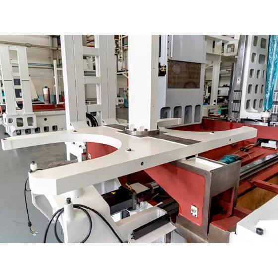 Горизонтальный фрезерный обрабатывающий центр DMTG MDH125